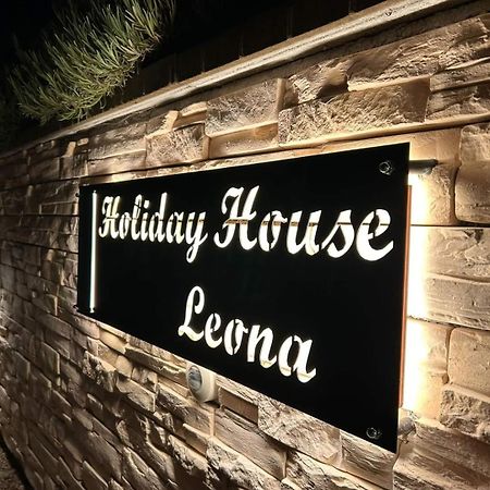Holiday House Leona Оточац Экстерьер фото