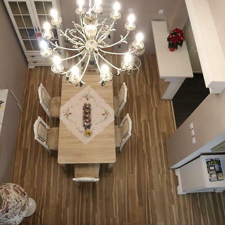 Holiday House Leona Оточац Экстерьер фото